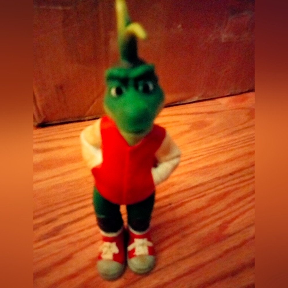 Robbie from Dinosaurs sitcom